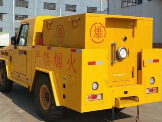 江川凯龙爆破器材运输车：保障爆破任务的安全运行